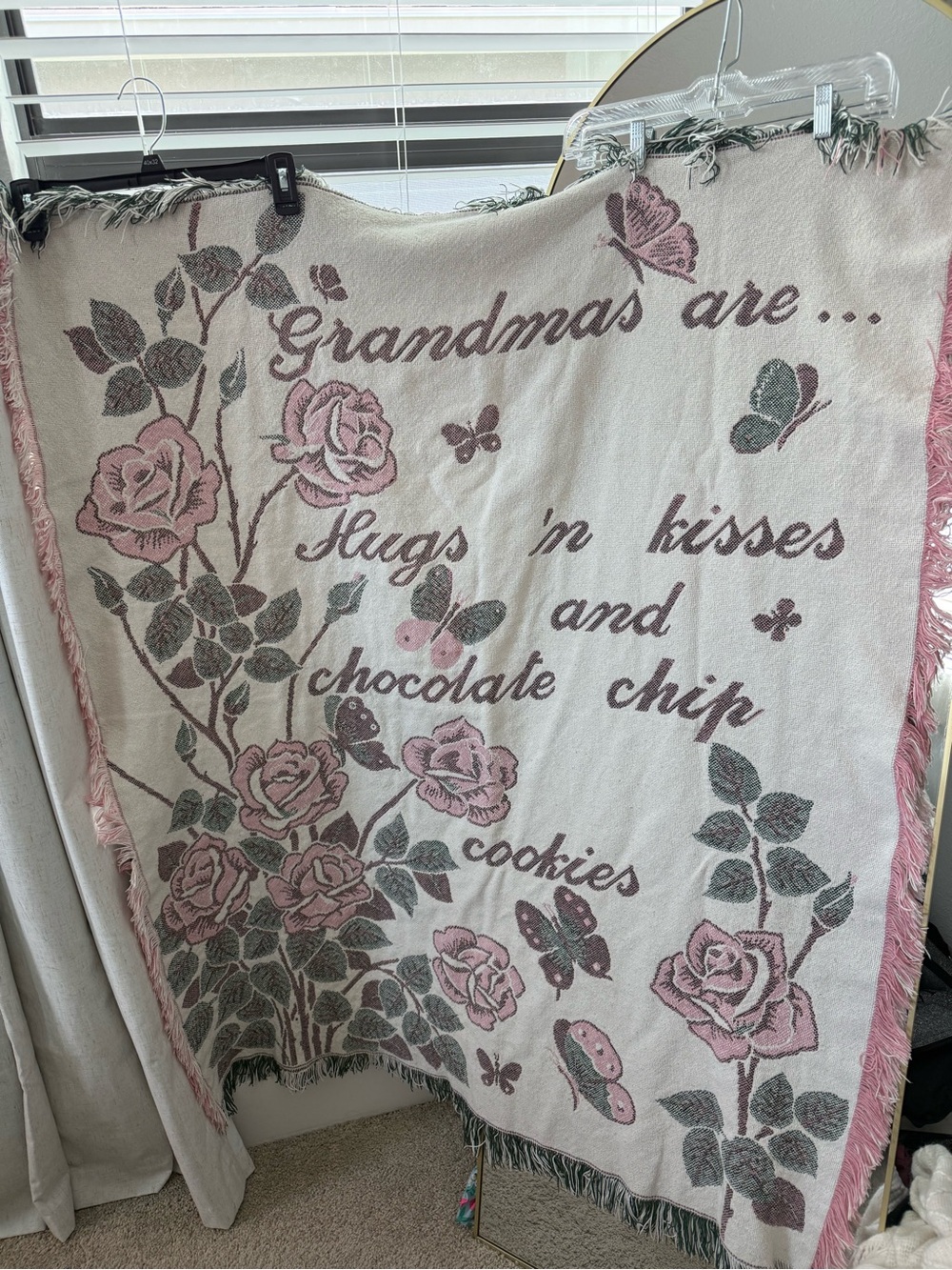 Vintage grandmacore tapestry blanket- Pink & Gray Floral
